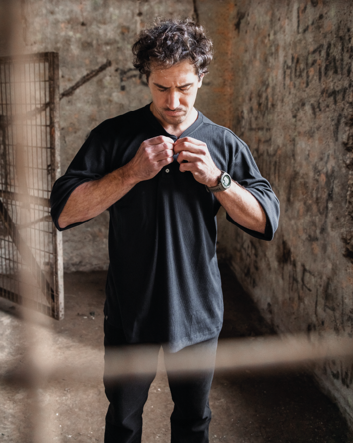 POLERA BASICA MANGA LARGA NEGRA