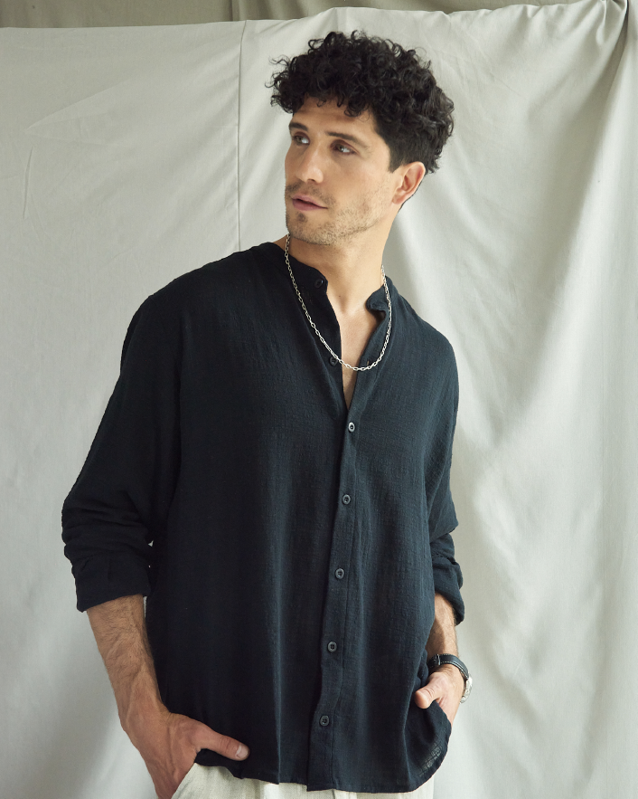 CAMISA CUELLO MAO NEGRA 88 Studios