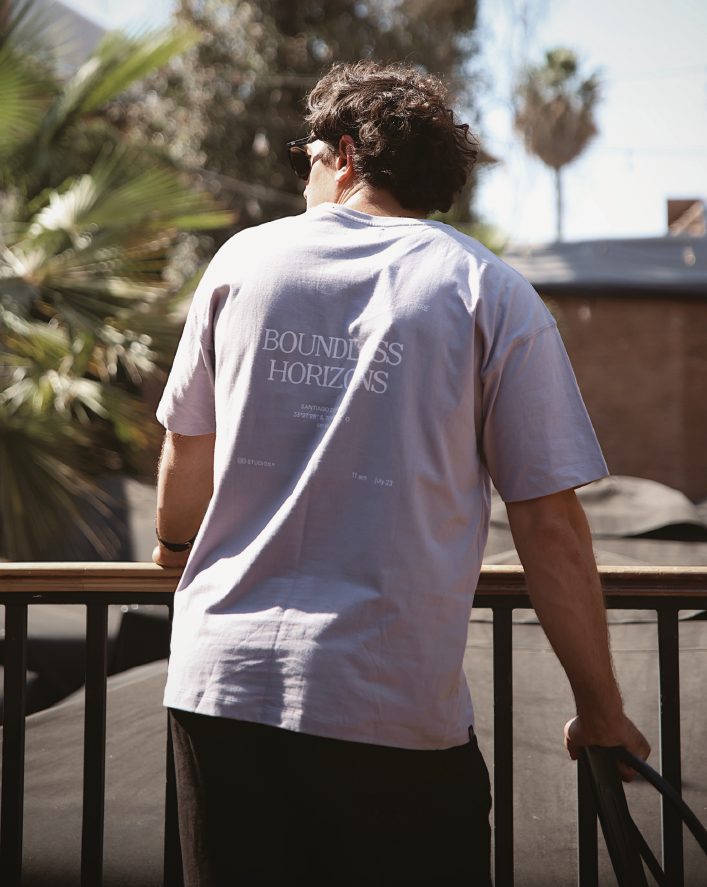 POLERA BOUNDLESS GRIS