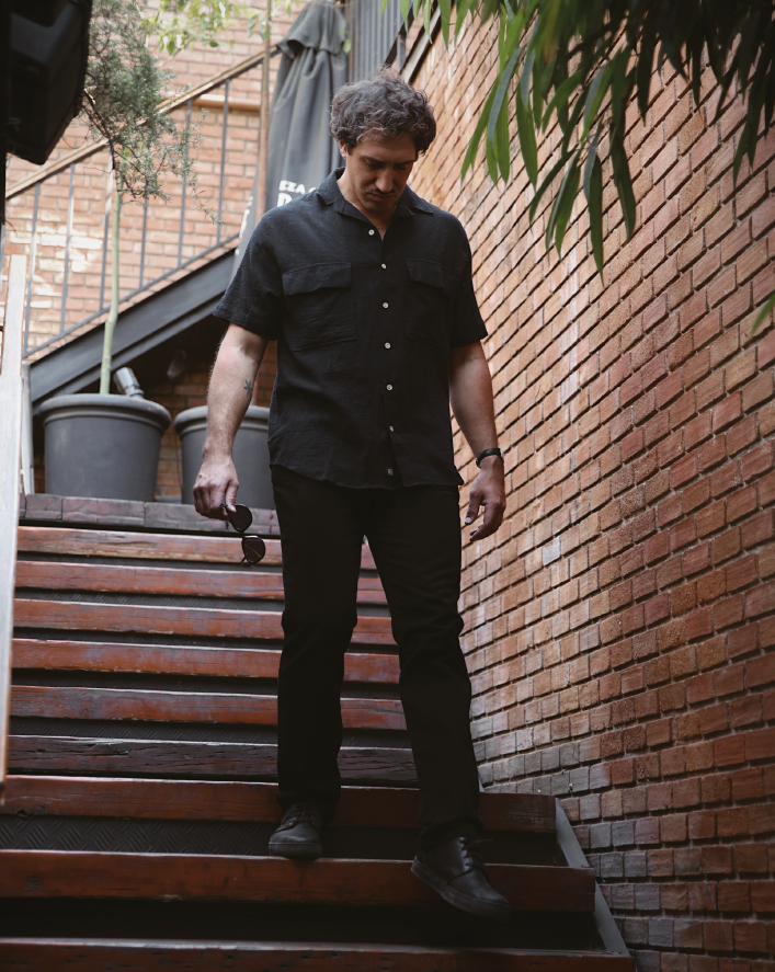 CAMISA MANGA CORTA NEGRA