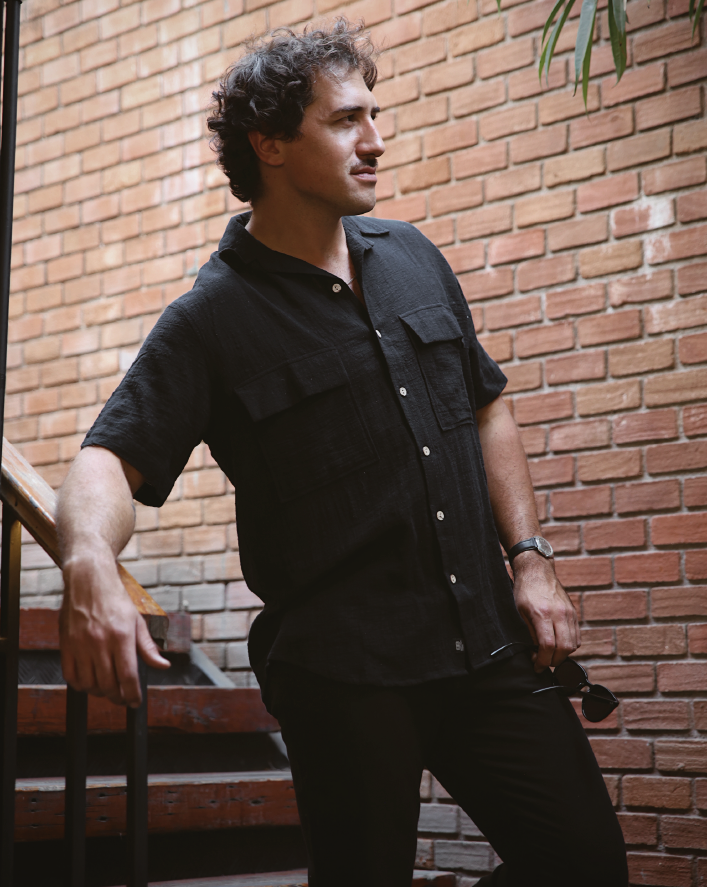 CAMISA MANGA CORTA NEGRA